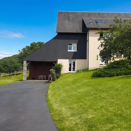 Holiday home Maison Chaleureuse A Saint-remy Avec Jardin Enchanteur