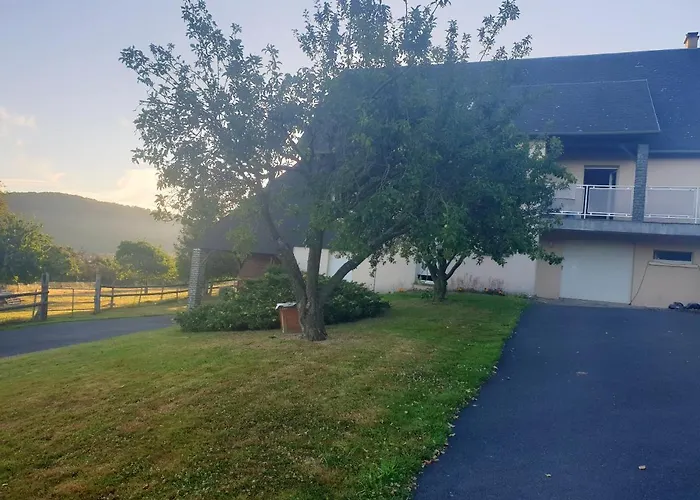 Maison Chaleureuse A Saint-remy Avec Jardin Enchanteur * Saint-Remy (Calvados)